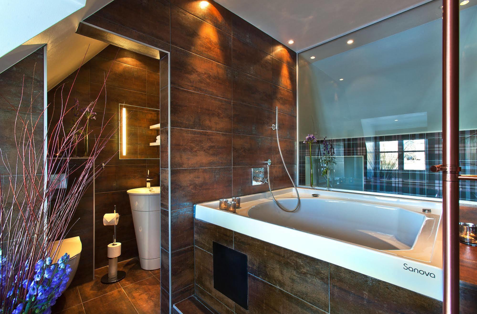 Hotell Hesselby Slott 4*
