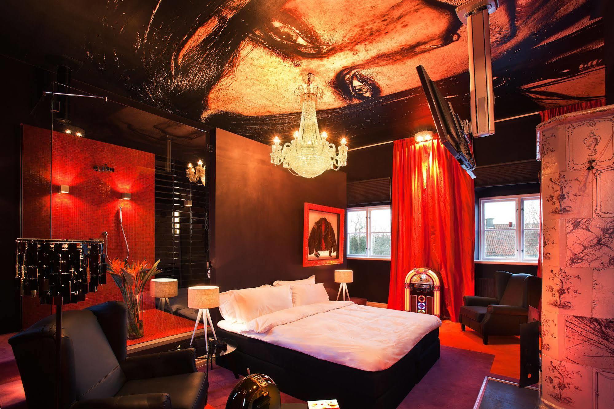 Hotell Hesselby Slott 4*